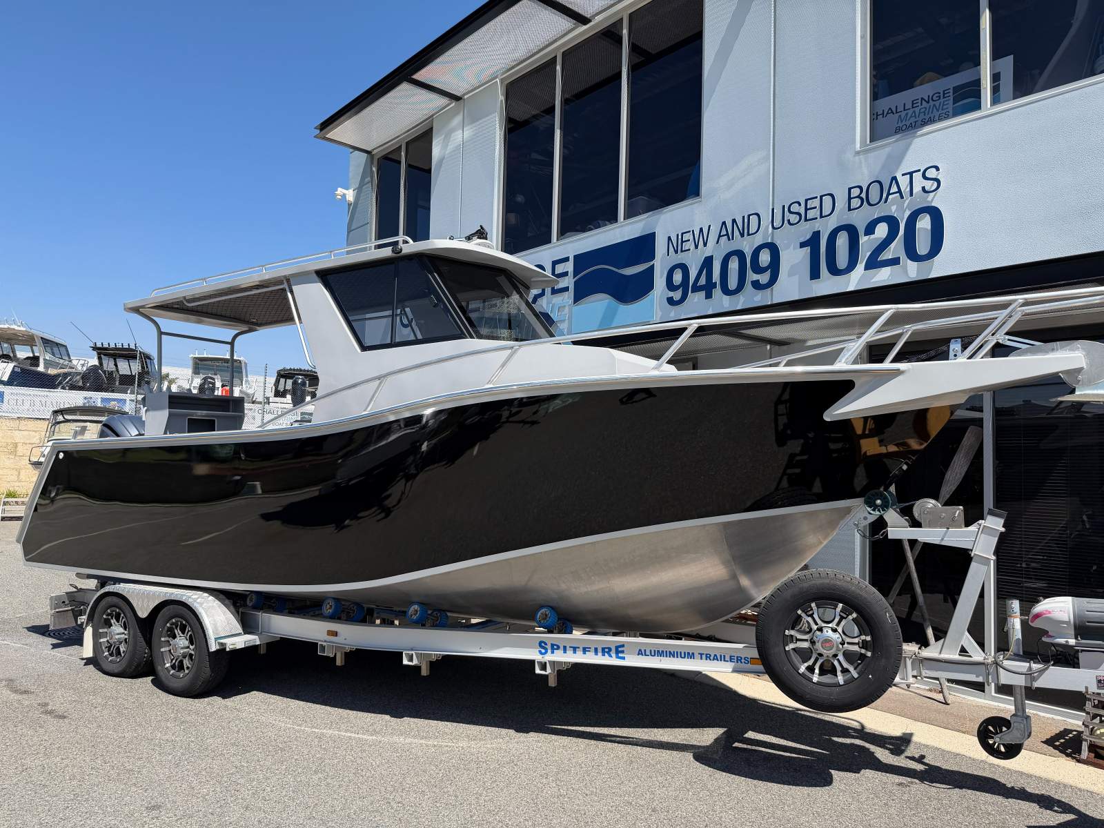 AMC 7.5 Walk around - 2022 model Hull brand new just finished fit out