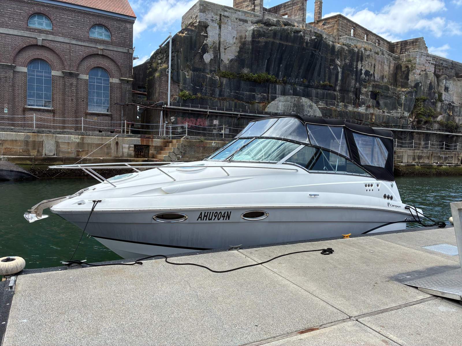 Campion Allante 825i 28ft Sports Cruiser