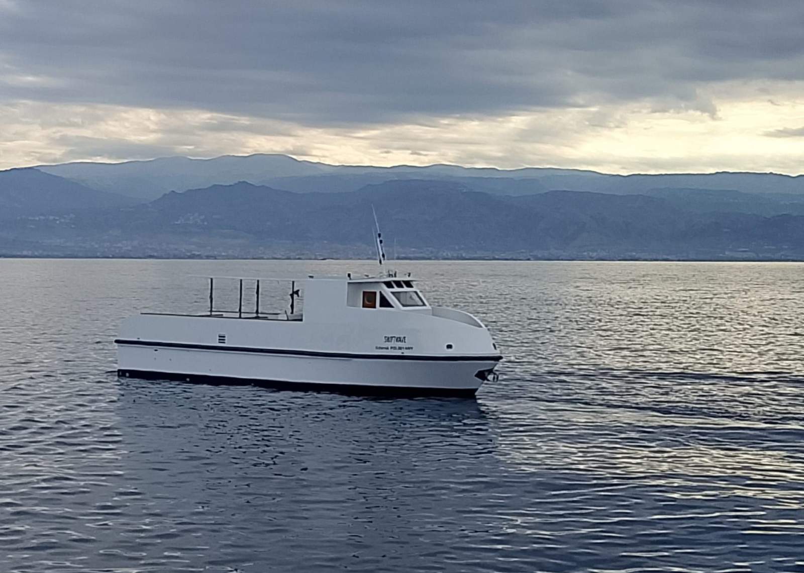 15.3m Tourist Vessel