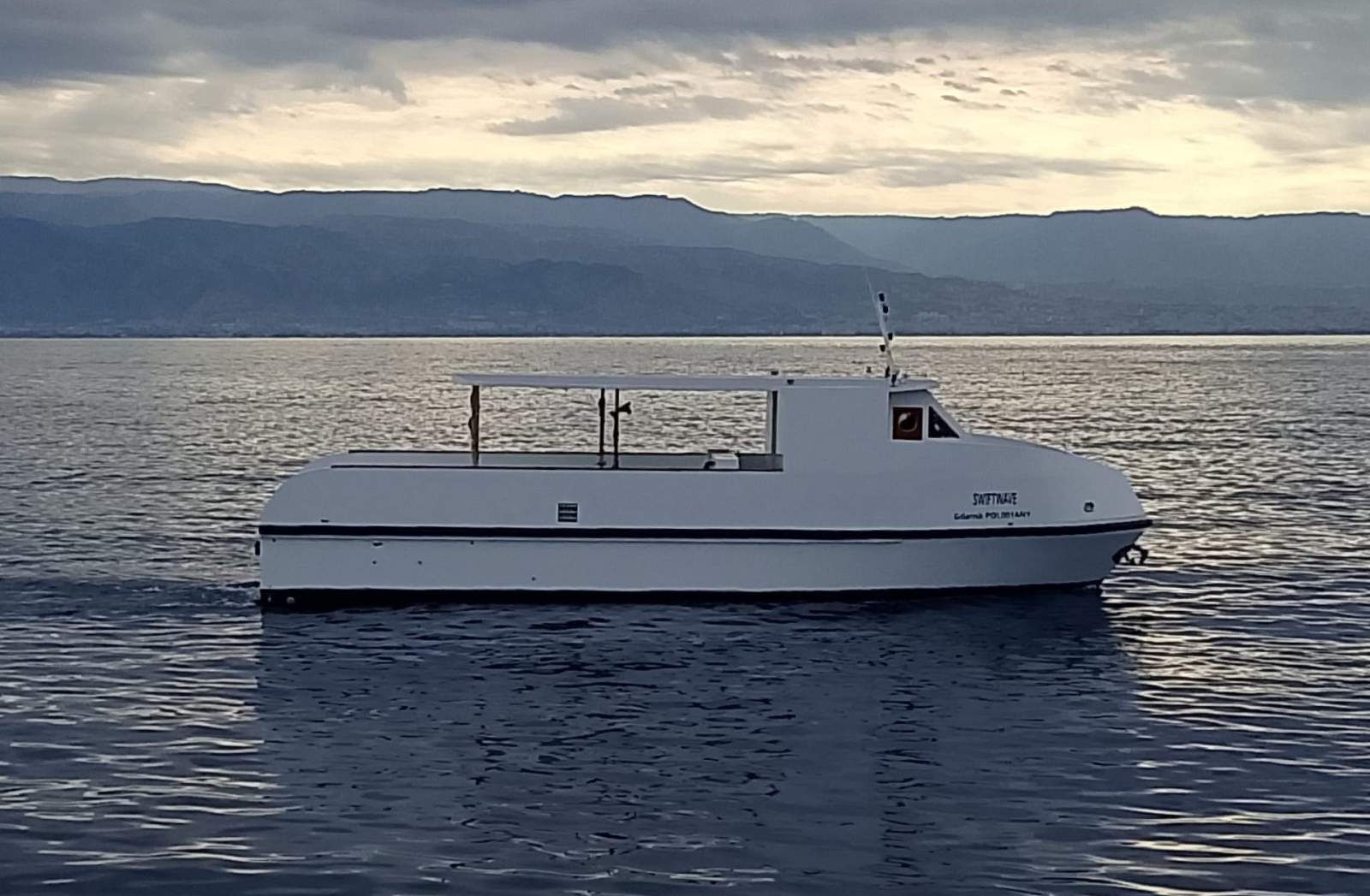 15.3m Tourist Vessel