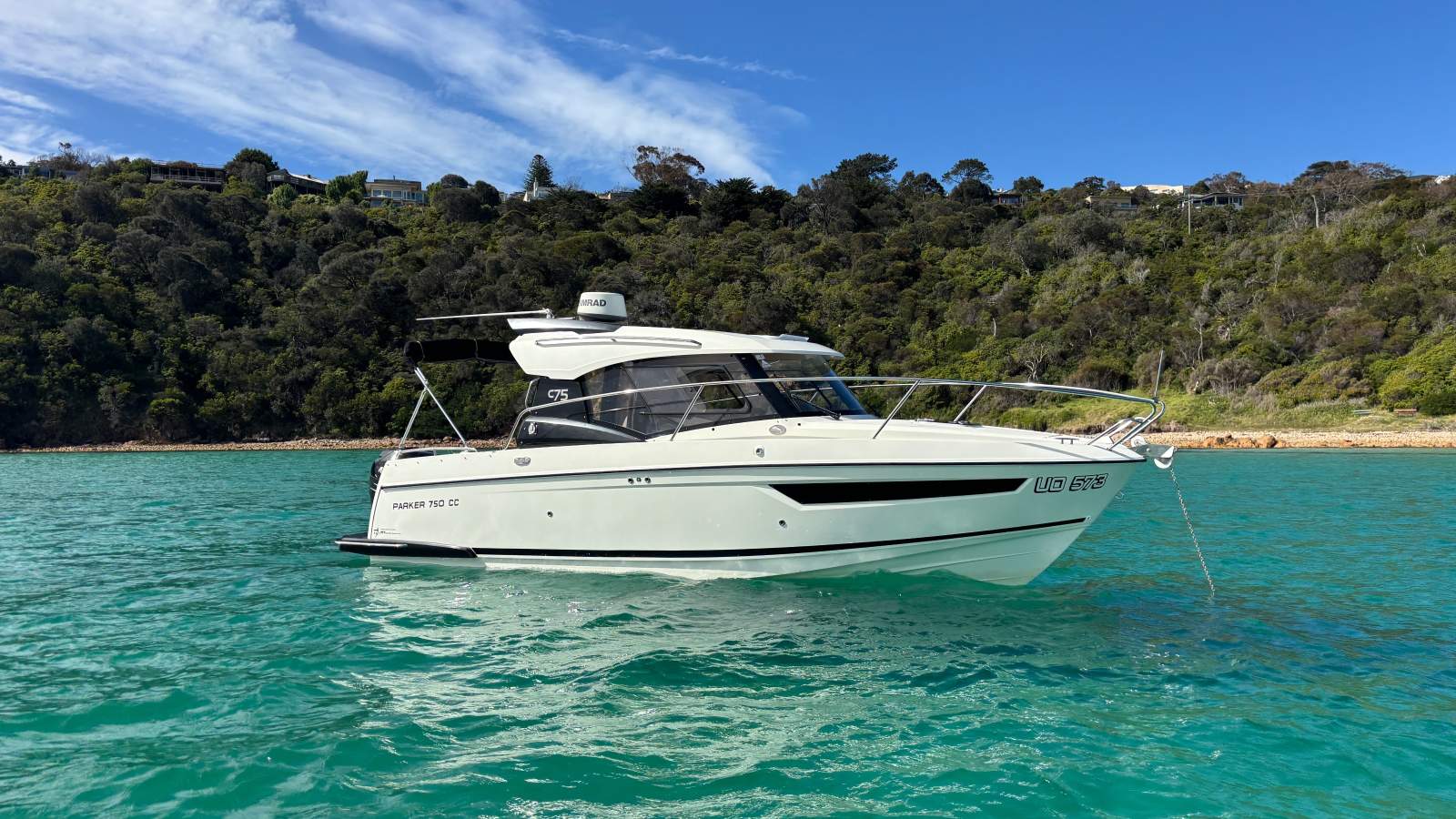 Parker 750 Cabin Cruiser