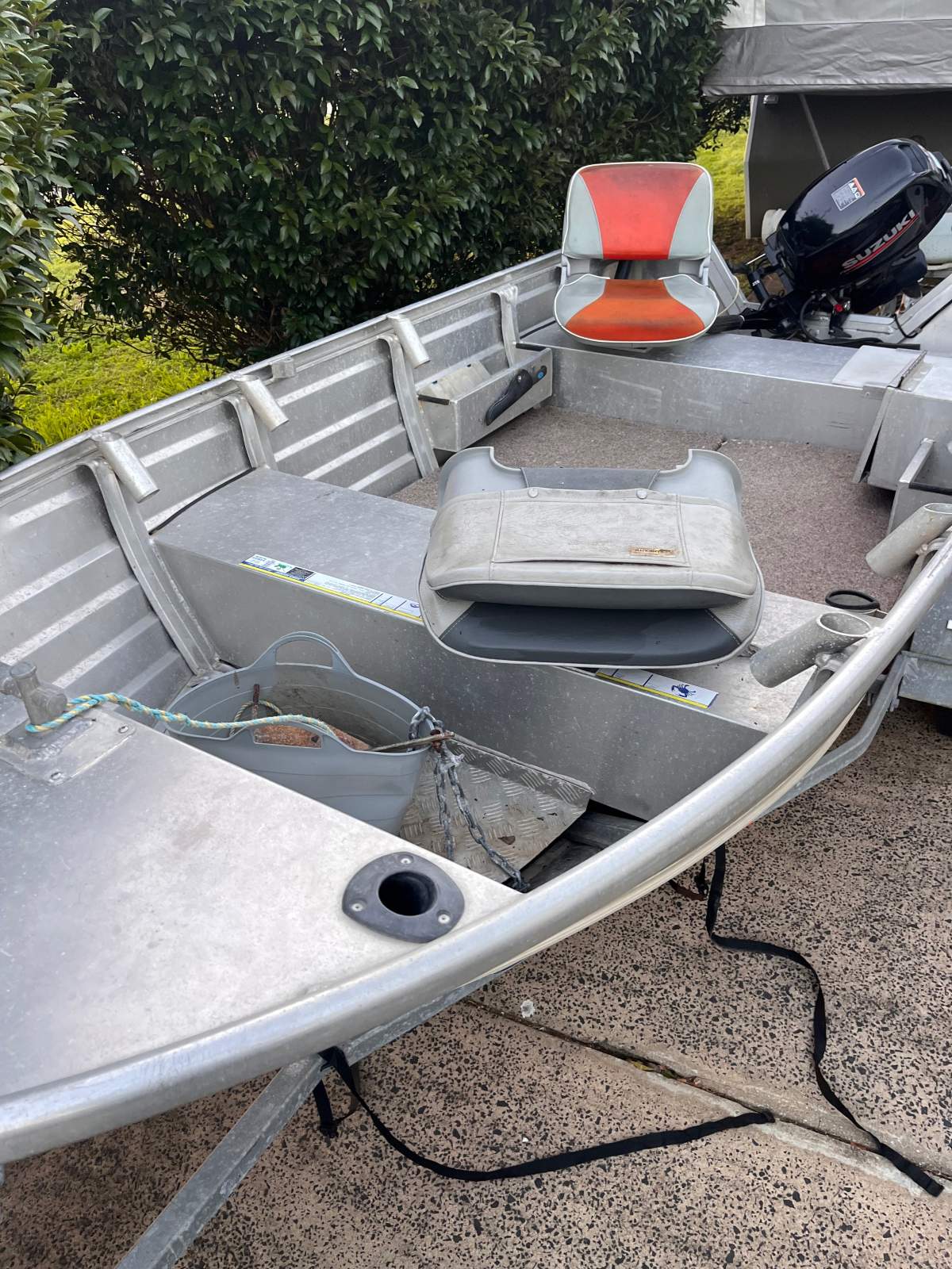 Clark 375 Magnum Aluminium Hull