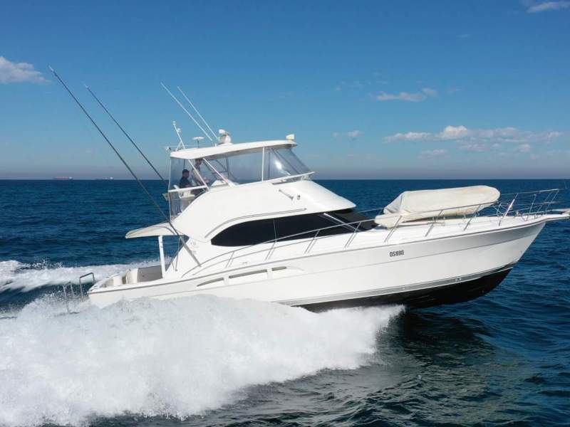 Riviera 47 Flybridge