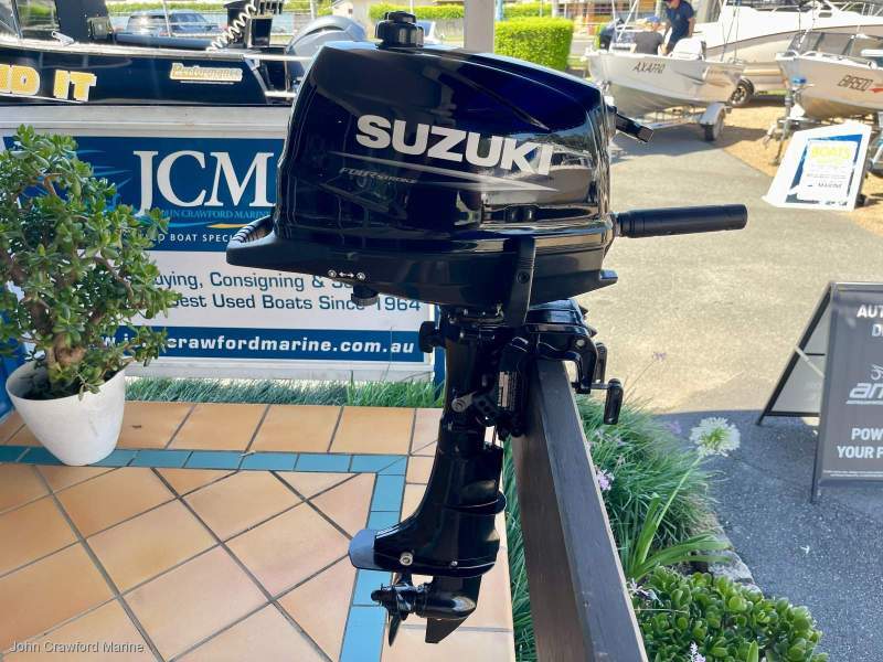 Suzuki DF4A four stroke outboard