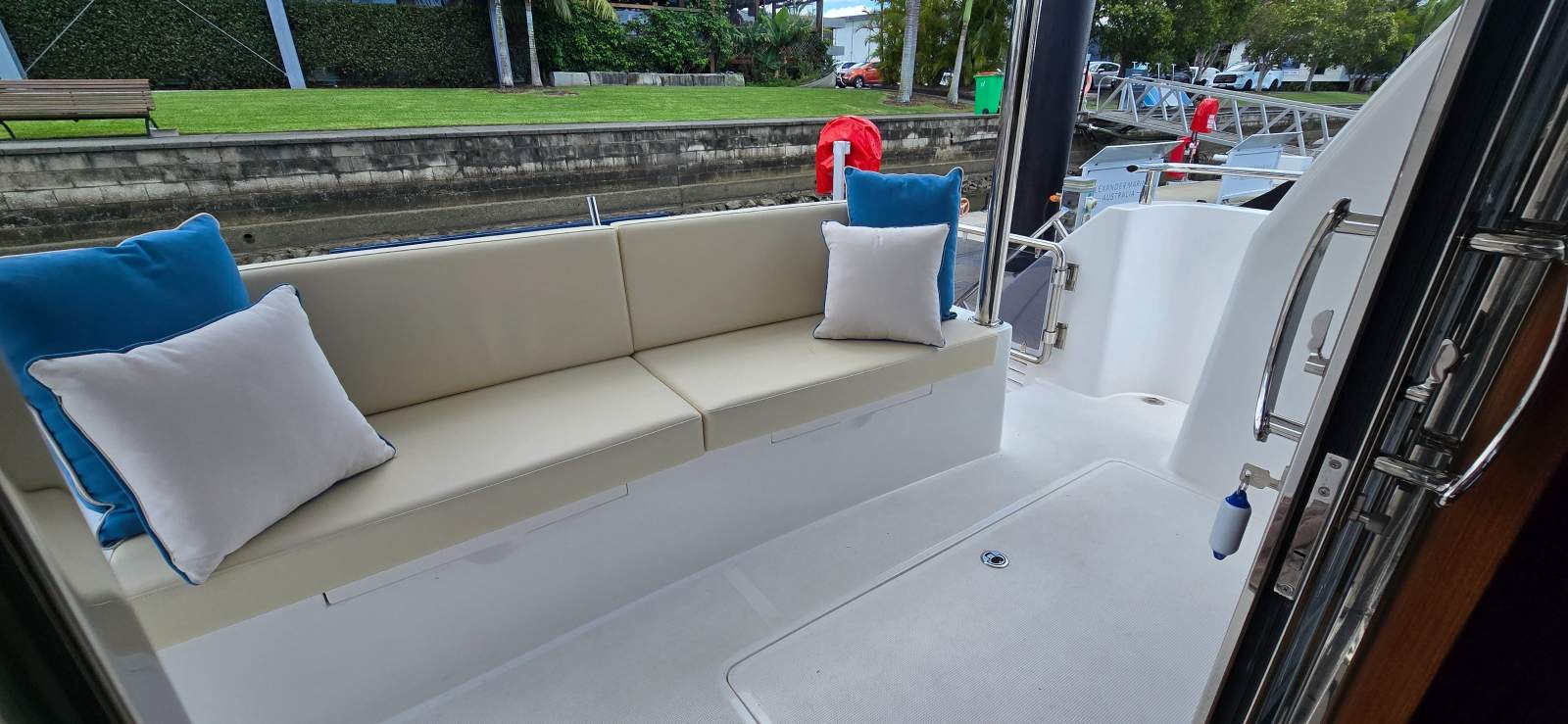 Fairway 52 Pilothouse