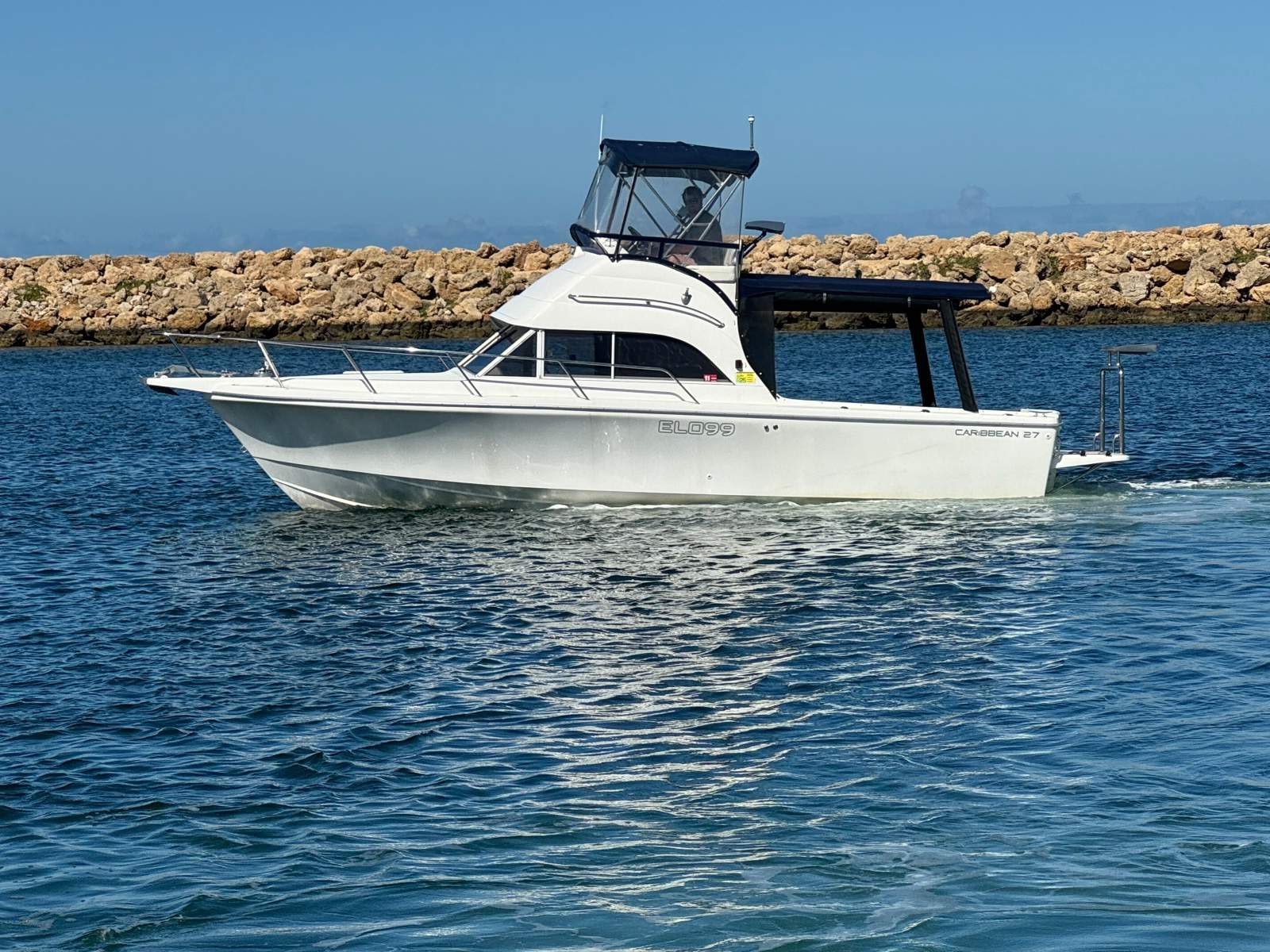 Caribbean 27 Flybridge Cruiser Full electrical refit and new engines 2024