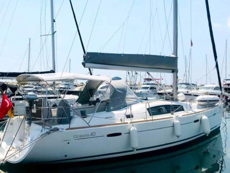 Oceanis 40