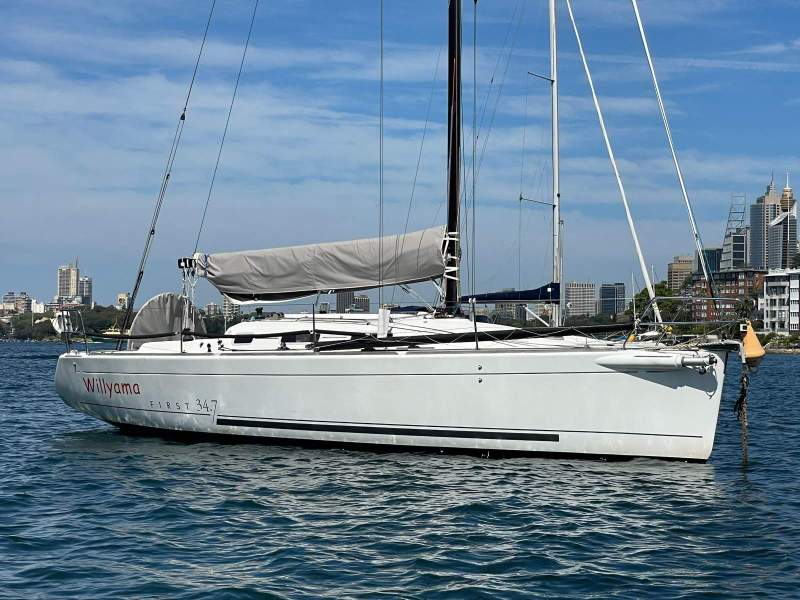 Beneteau First 34.7