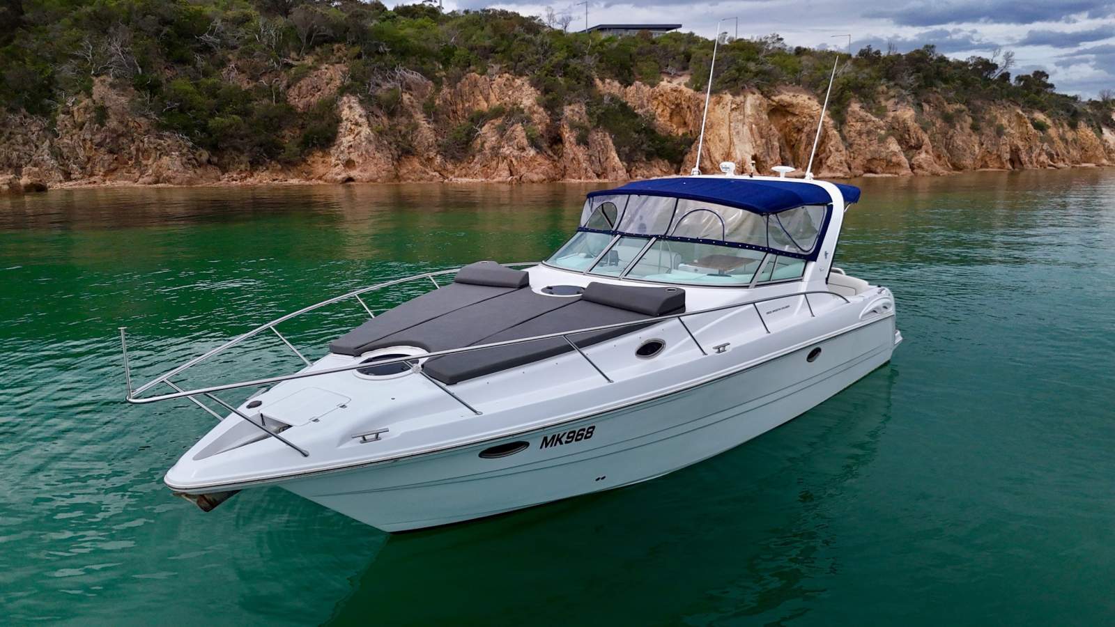 Mustang 3800 Sportscruiser