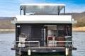 KAPALUA Houseboat Holiday Home on Lake Eildon:Kapalua on Lake Eildon