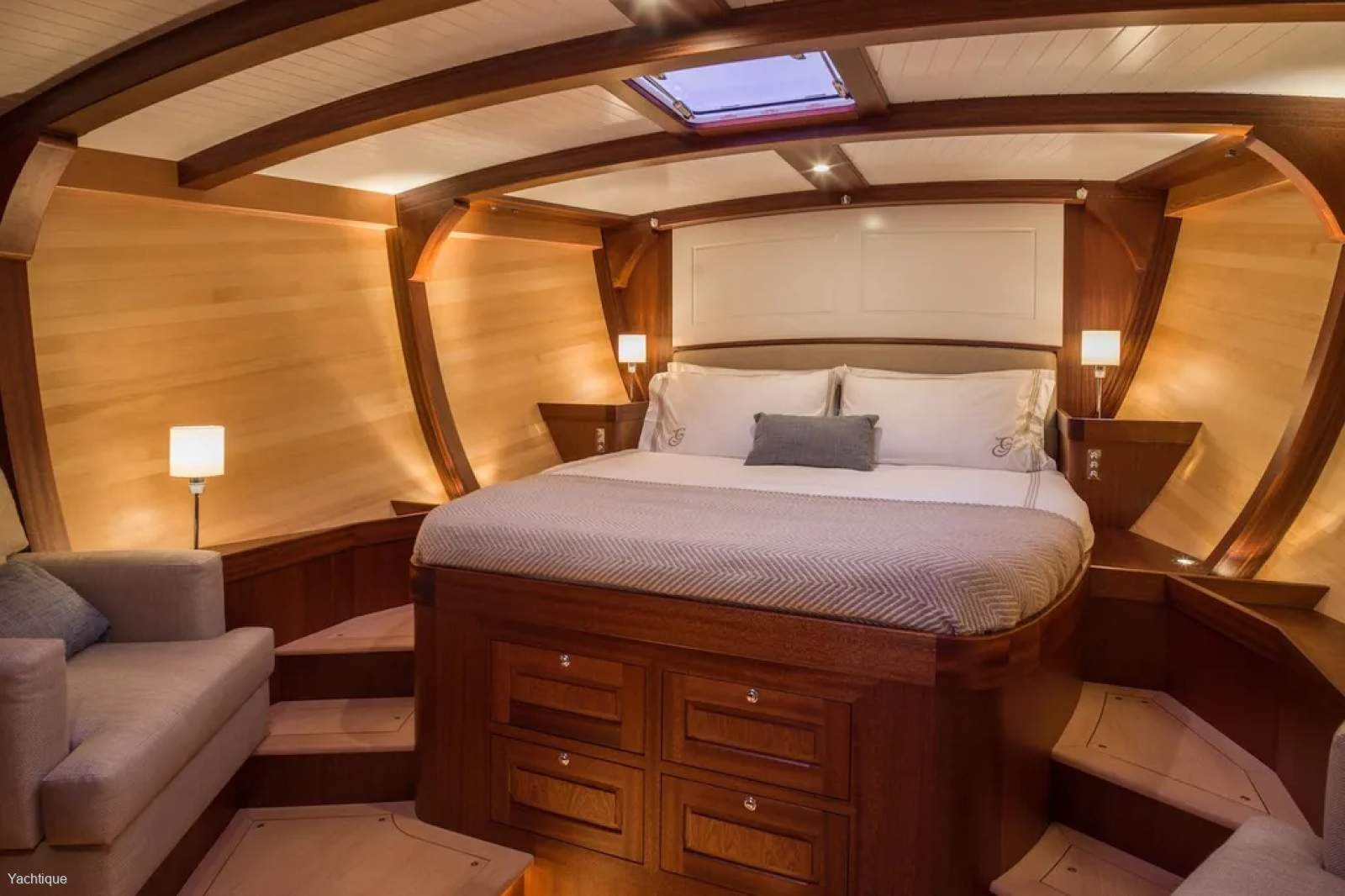 Spirit C72 - Gwenhyfar - Stunning - Presents As New