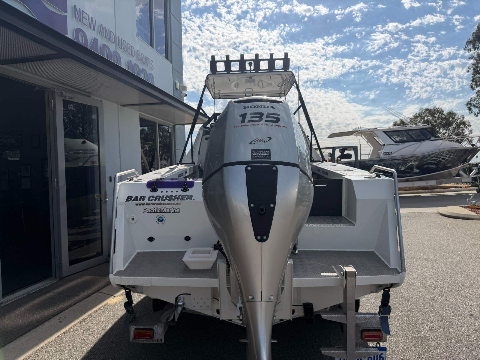 Bar Crusher 610C - With 135HP Honda 4-Stroke