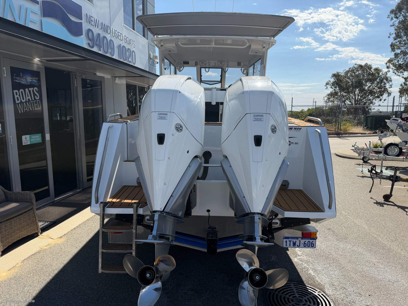 Genesis 760xl Hard Top Cuddy Cab - Twin 250 HP white Mercury 4 stroke low hours