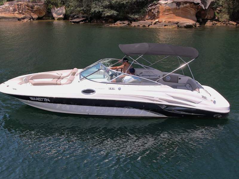 Sea Ray 270 Sundeck