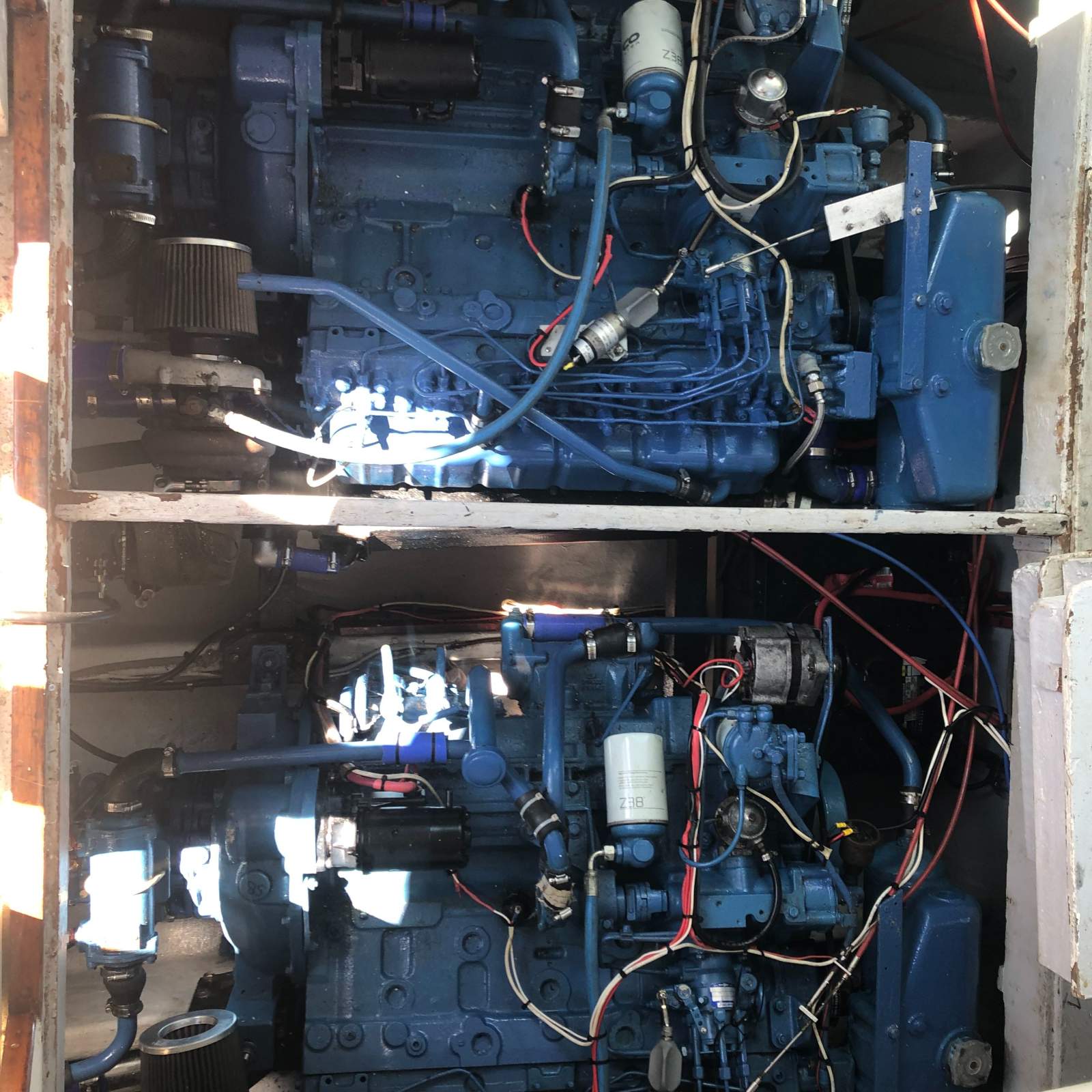 Cresta 32 Flybridge 1974/75 model