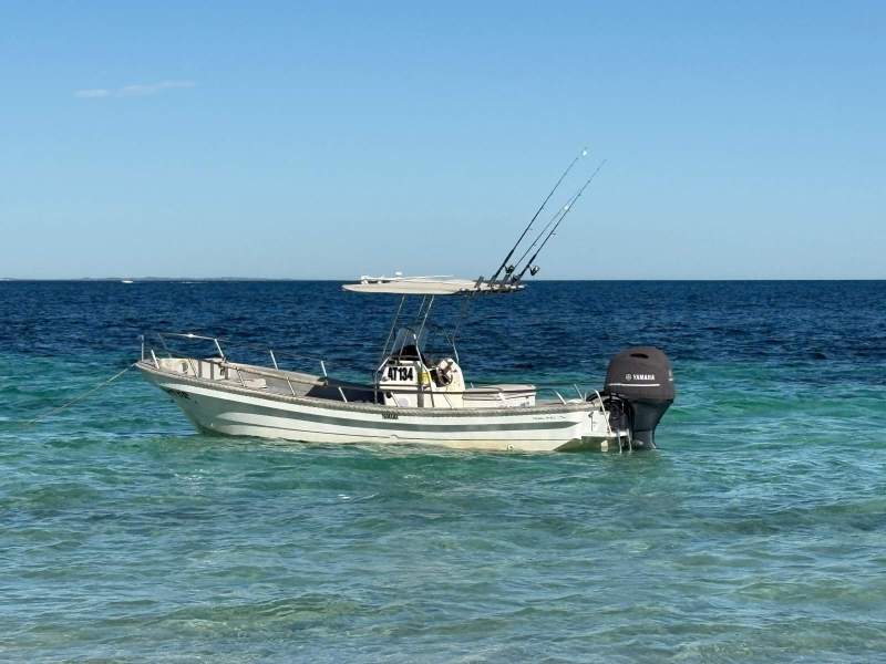 Southwind UB670 22ft Banana Boat