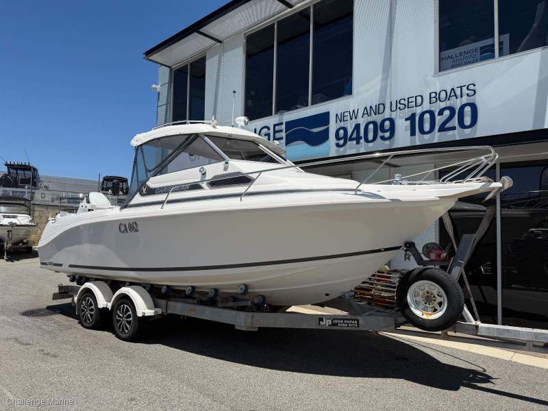 Caribbean 2400 - 300 HP Suzuki White fitted 4 stroke14-2-24