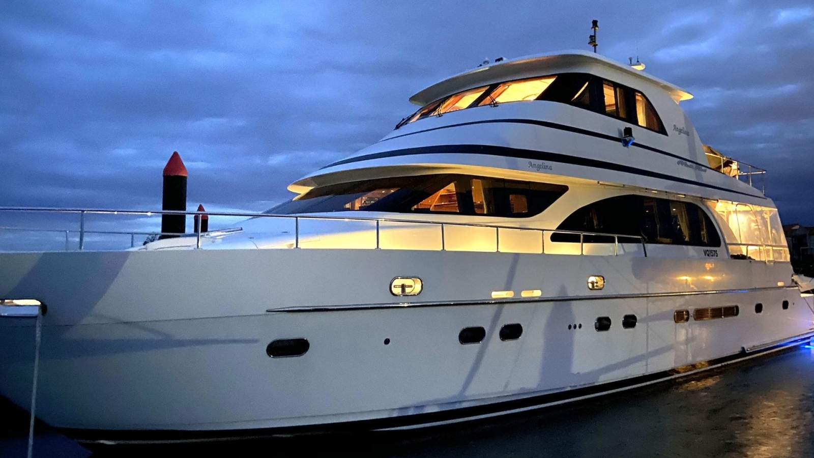 Monte Fino 73 Flybridge