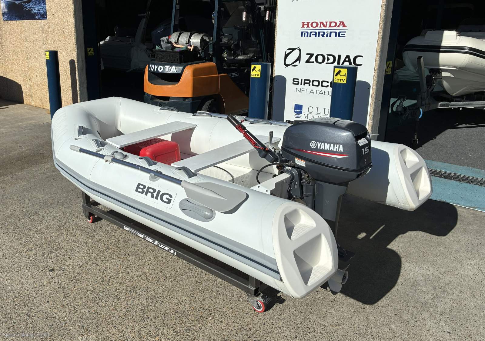 Brig Falcon 300H Tiller