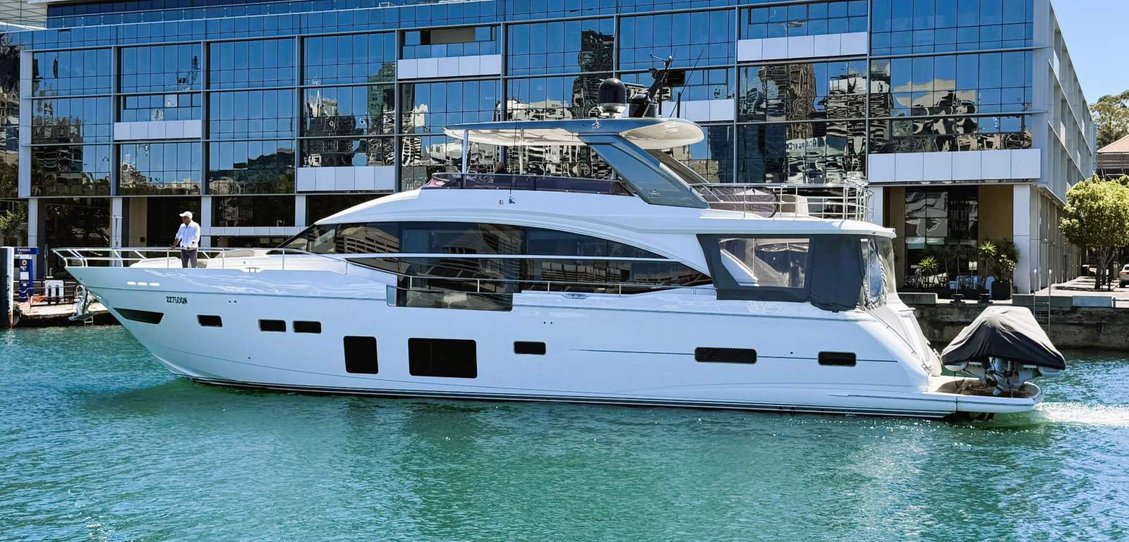 Princess 75 Motor Yacht Flybridge
