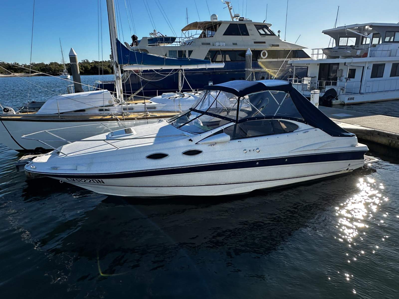 Regal 2550 LSC Cuddy Cabin
