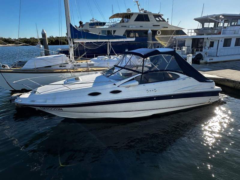 Regal 2550 LSC Cuddy Cabin