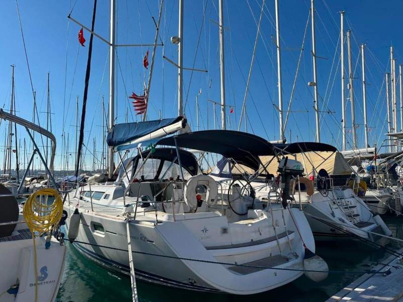 Sun Odyssey 42i