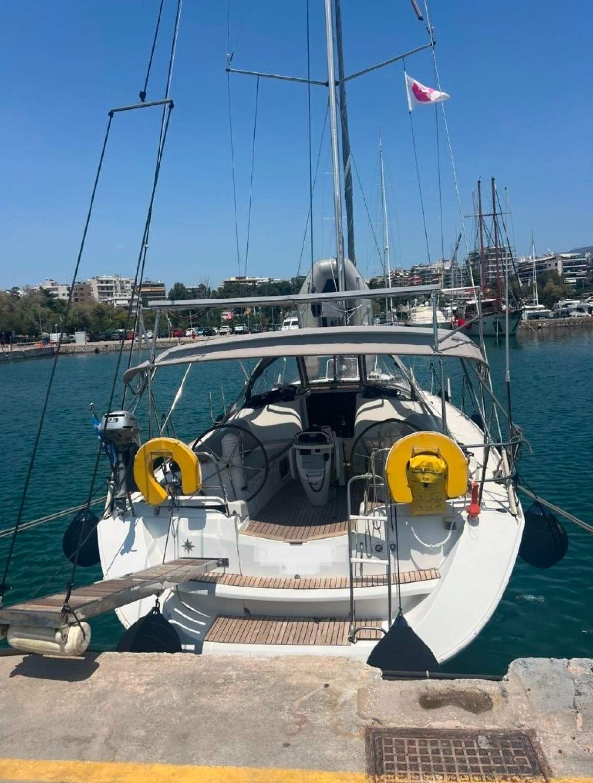 Sun Odyssey 42i