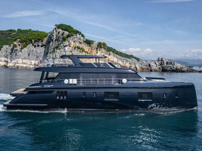 Sunreef Yachts 100 Power - Exceptional as new condition