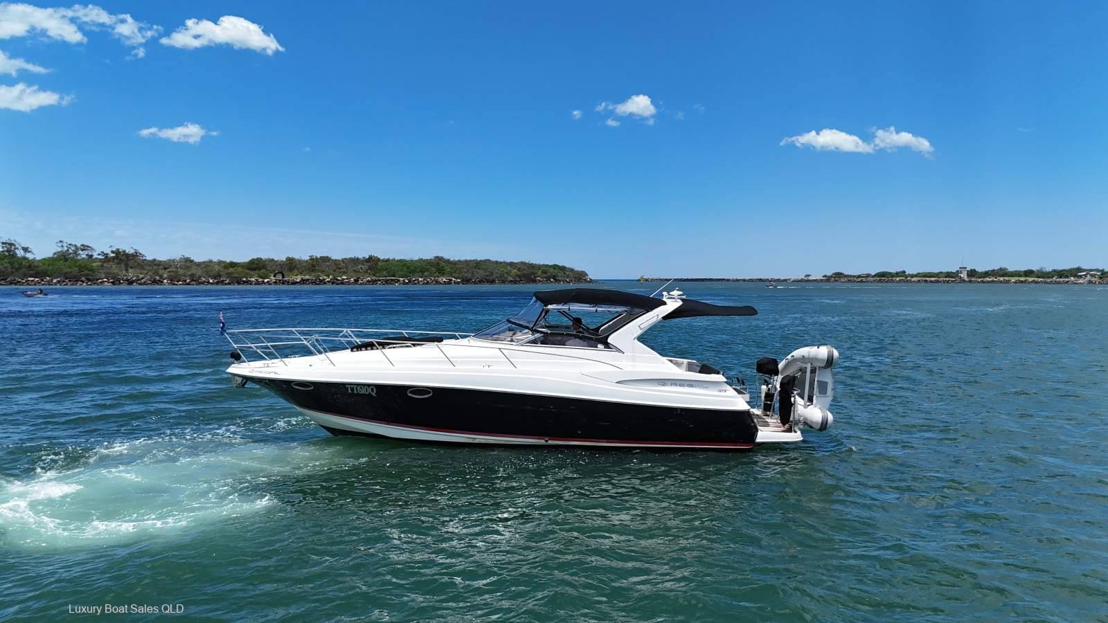 Regal 3560 Sports Cruiser