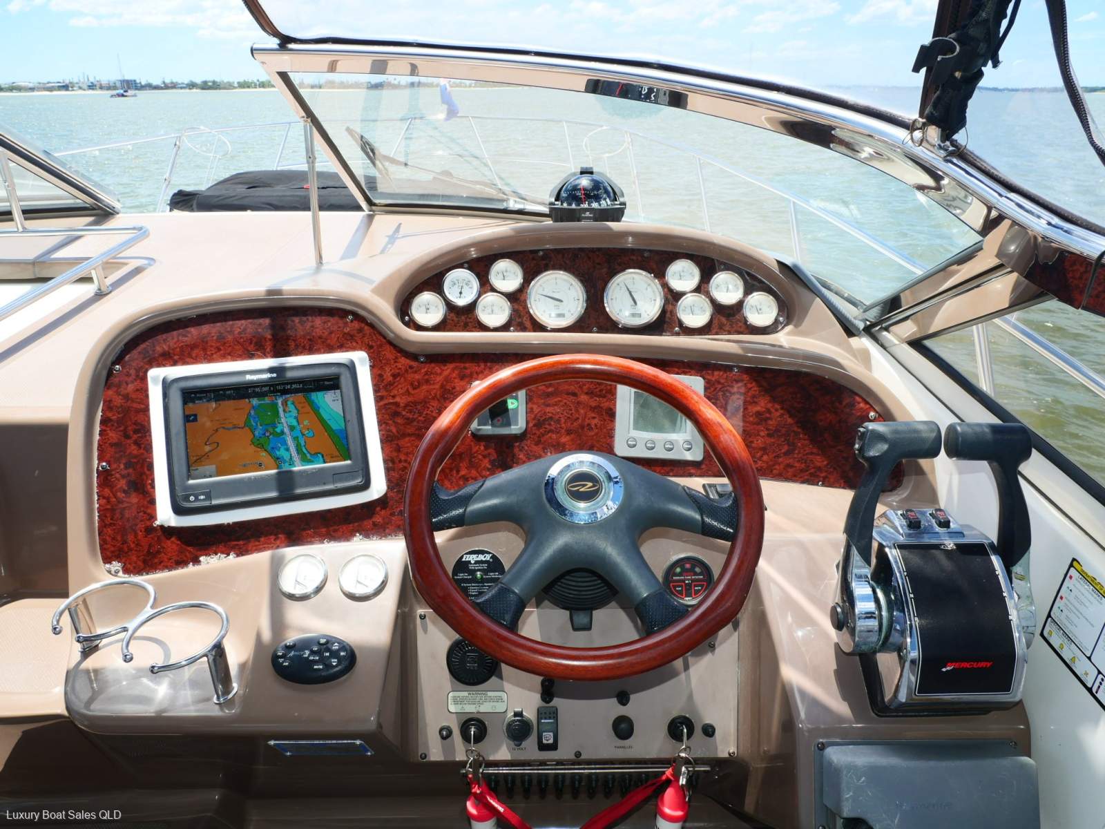 Regal 3560 Sports Cruiser