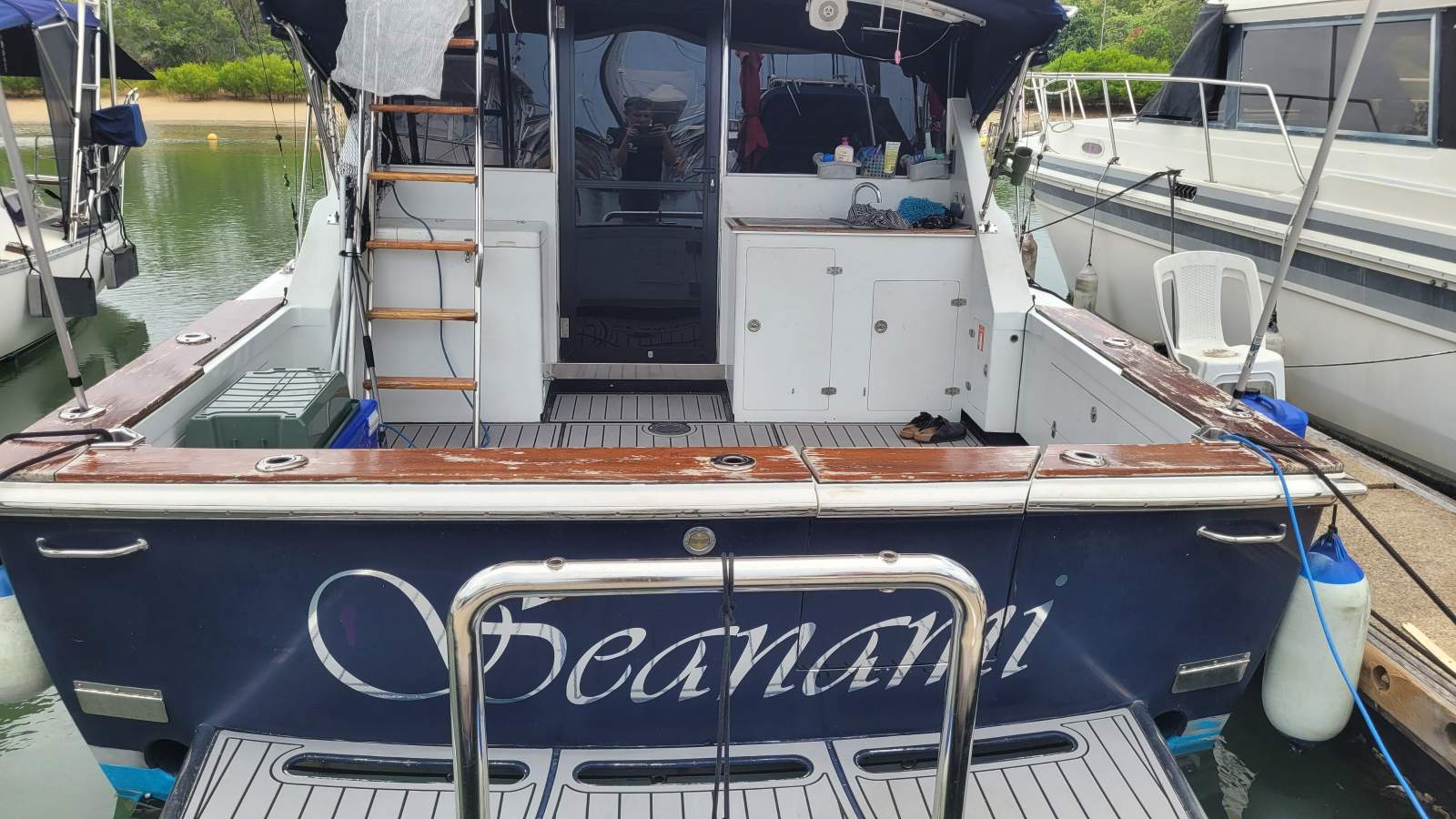Bertram 35 Flybridge