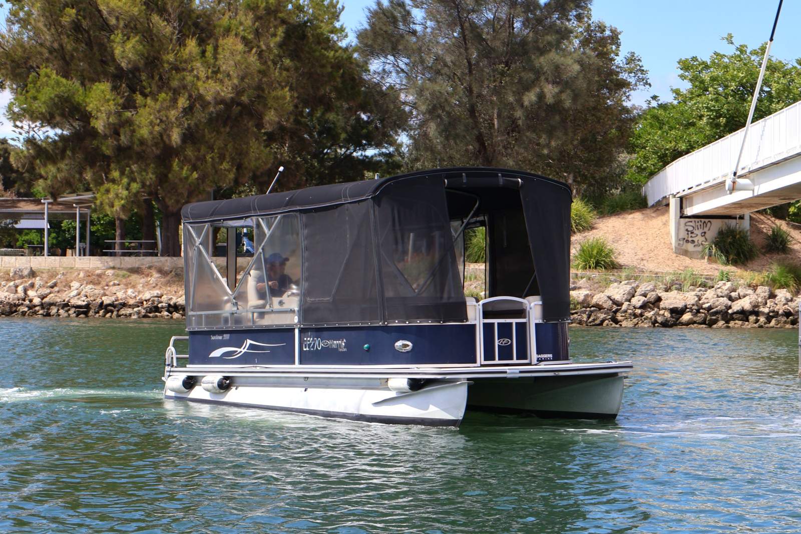 Harris Flotebote Sunliner 200 - Entertainers Delight!