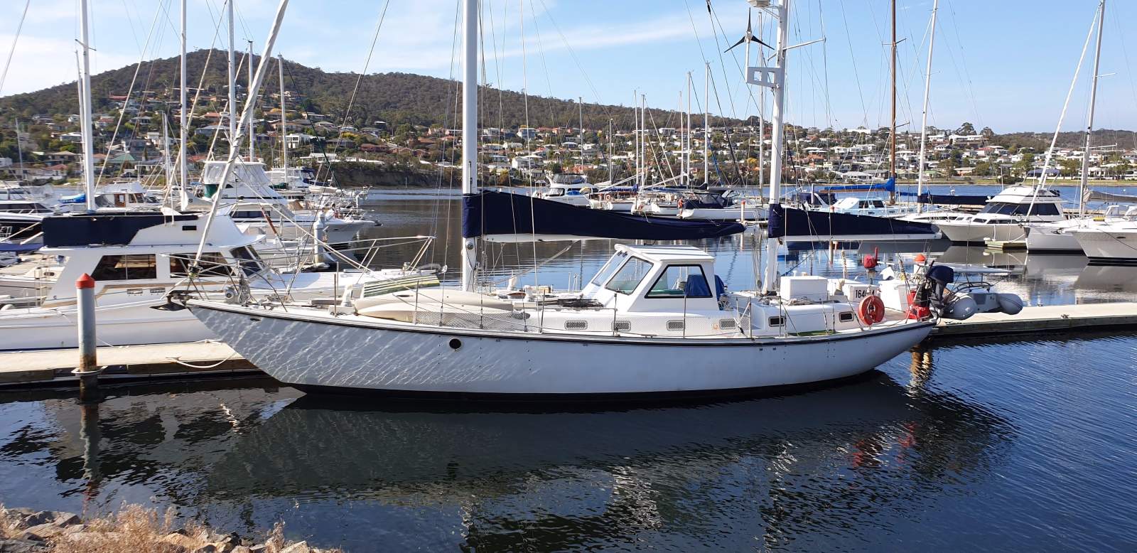 Mason 48 - Long Distance Cruiser/Comfortable Liveaboard!