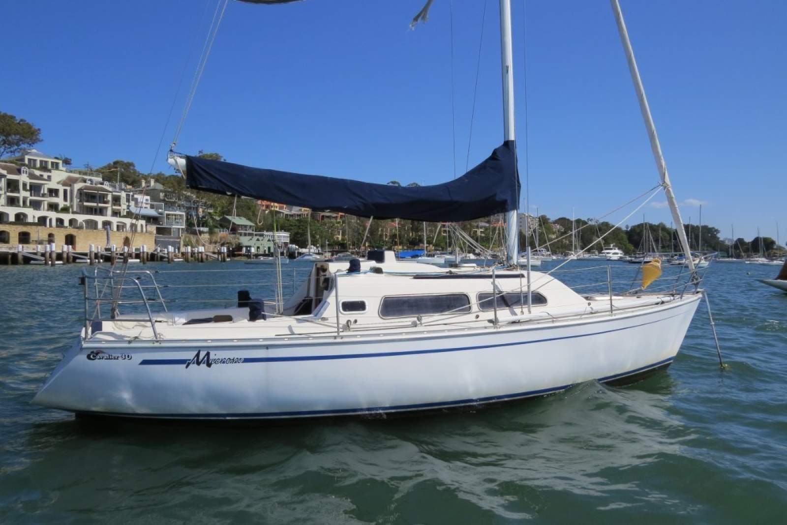 Cavalier 30:New lazy jacks and boom bag not shown in this recent image