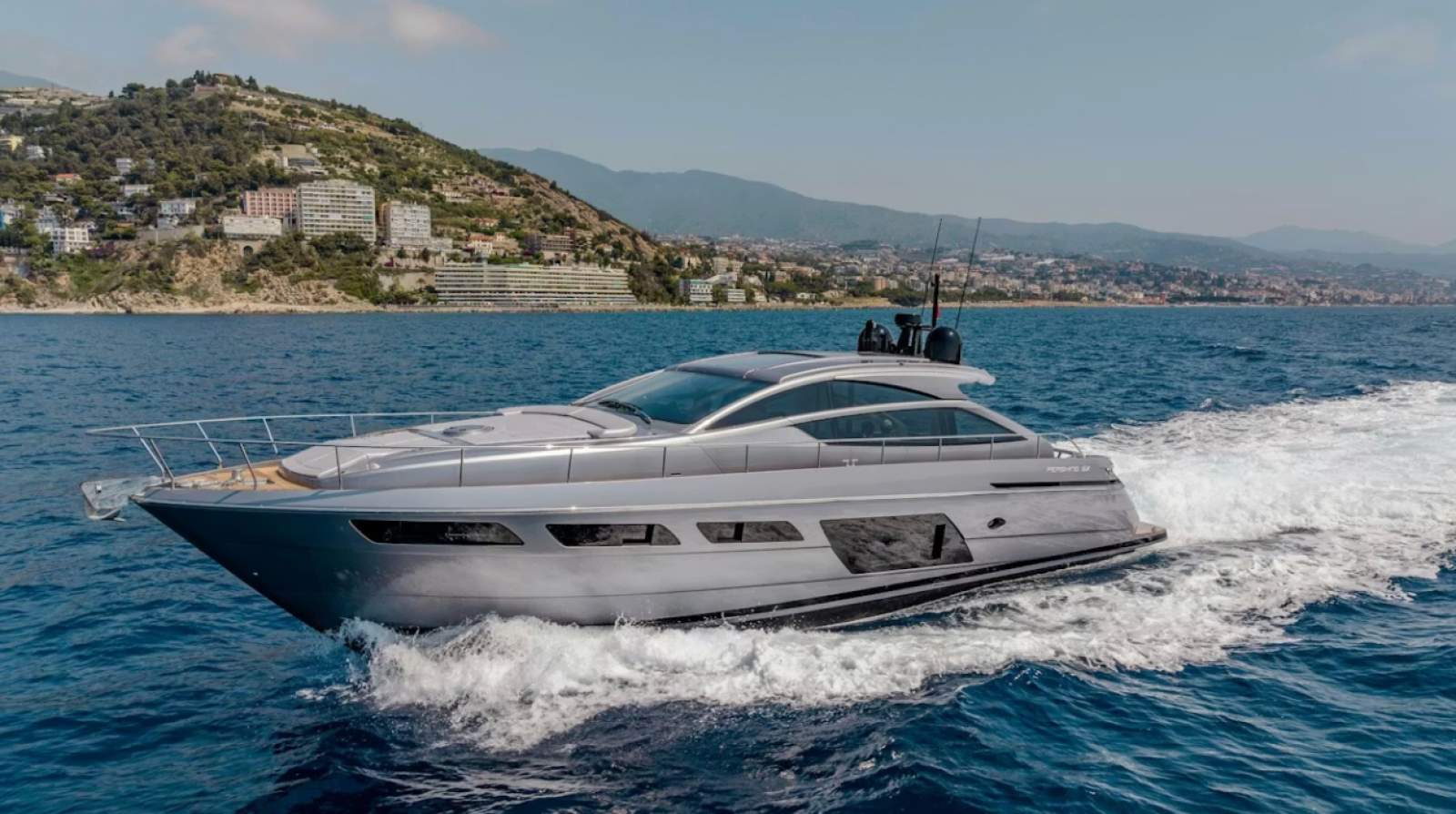 Pershing 62