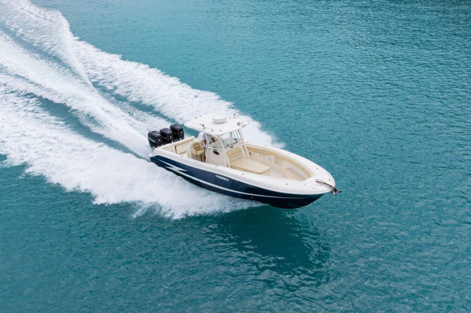 Hydra Sports 3400CC For Sale - Whitsundays Adventure Ready