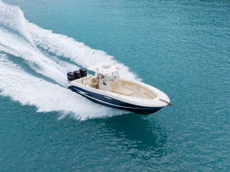 Hydra Sports 3400CC For Sale - Whitsundays Adventure Ready