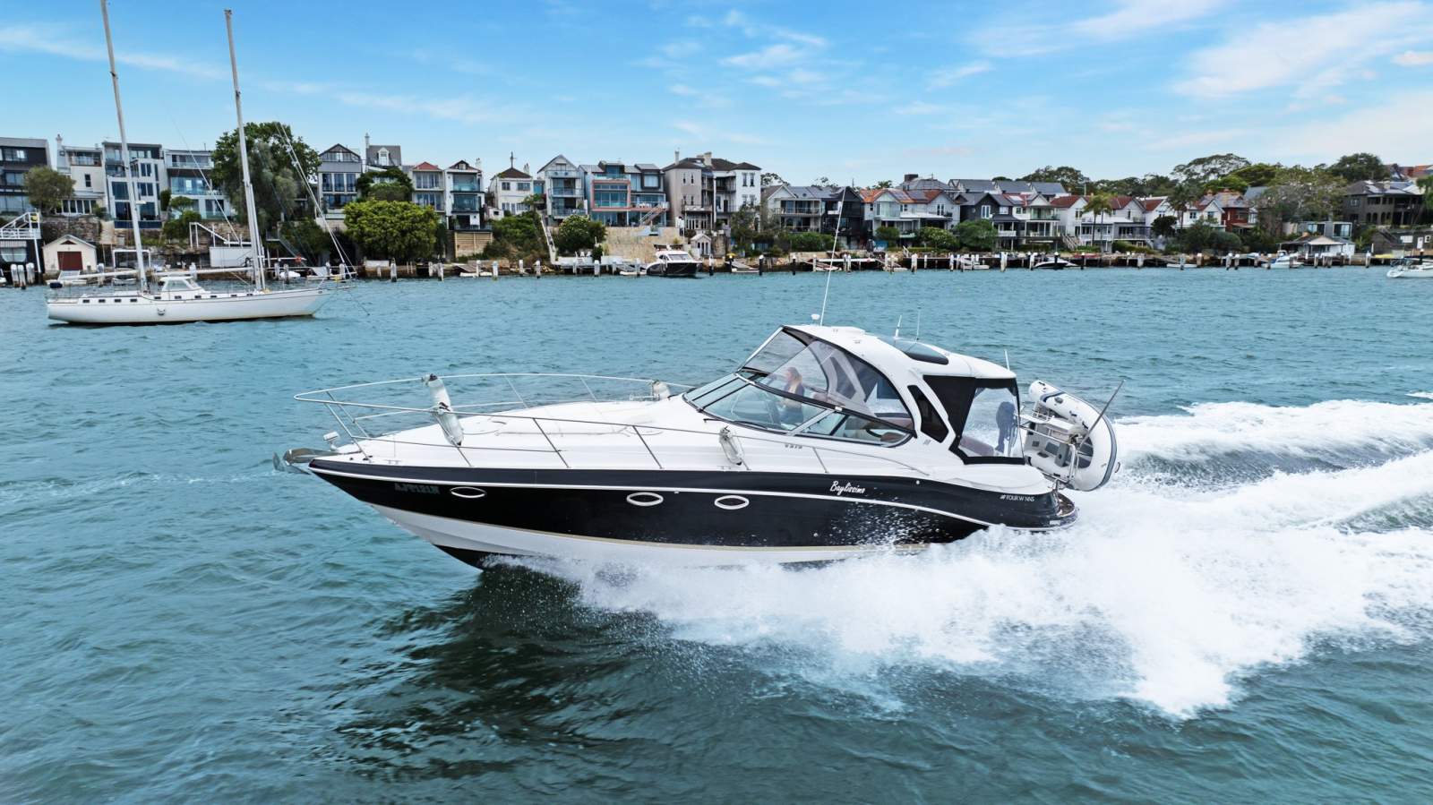 Four Winns Vista V375