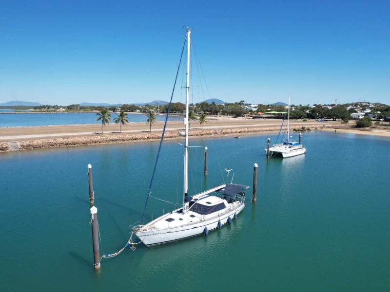 Buizen 48 Pilothouse December 1998