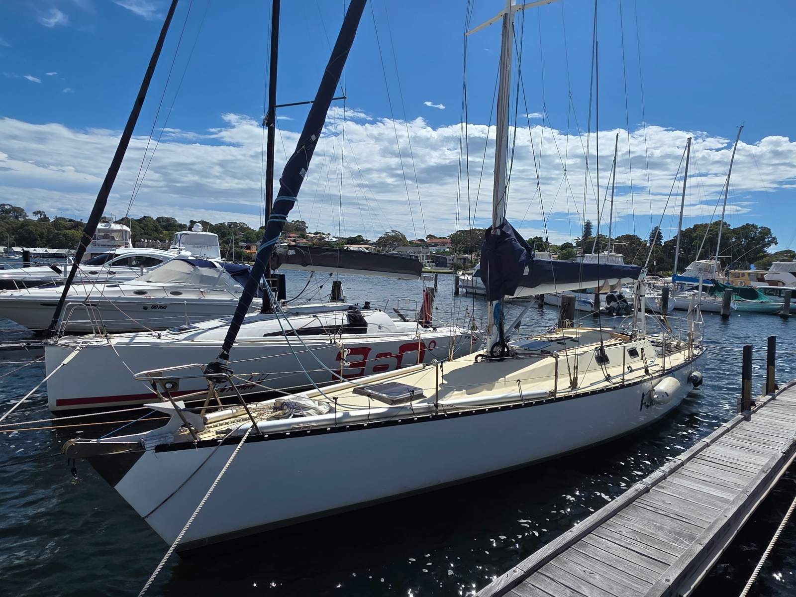 Adams 13 A Proper Cruising Yacht--Refit Where It Counts