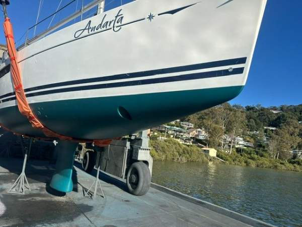 Jeanneau Sun Odyssey 45DS:Antifoul completed July 2026