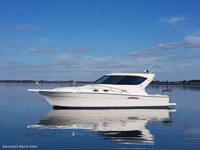 Riviera 3000 Offshore Series 2 Hard Top *** DONT MISS THIS ONE *** $229,000 ***