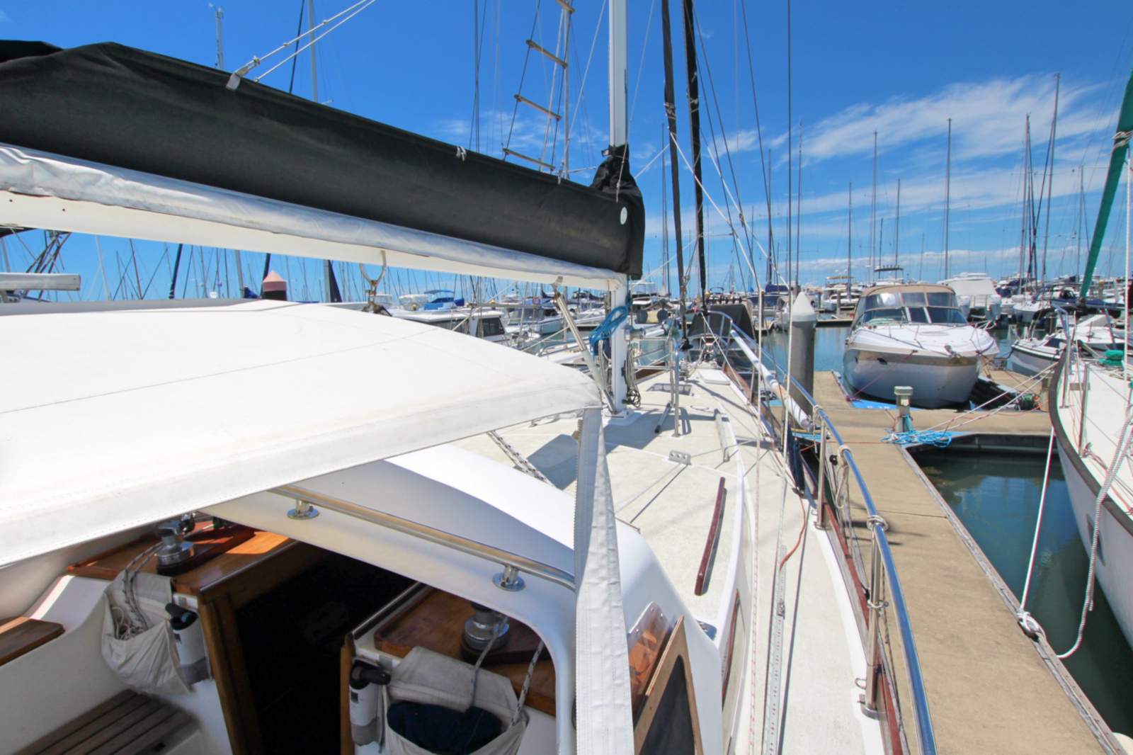 Used Roberts 47 Steel Ketch Roberts Mauritius Extended for Sale ...