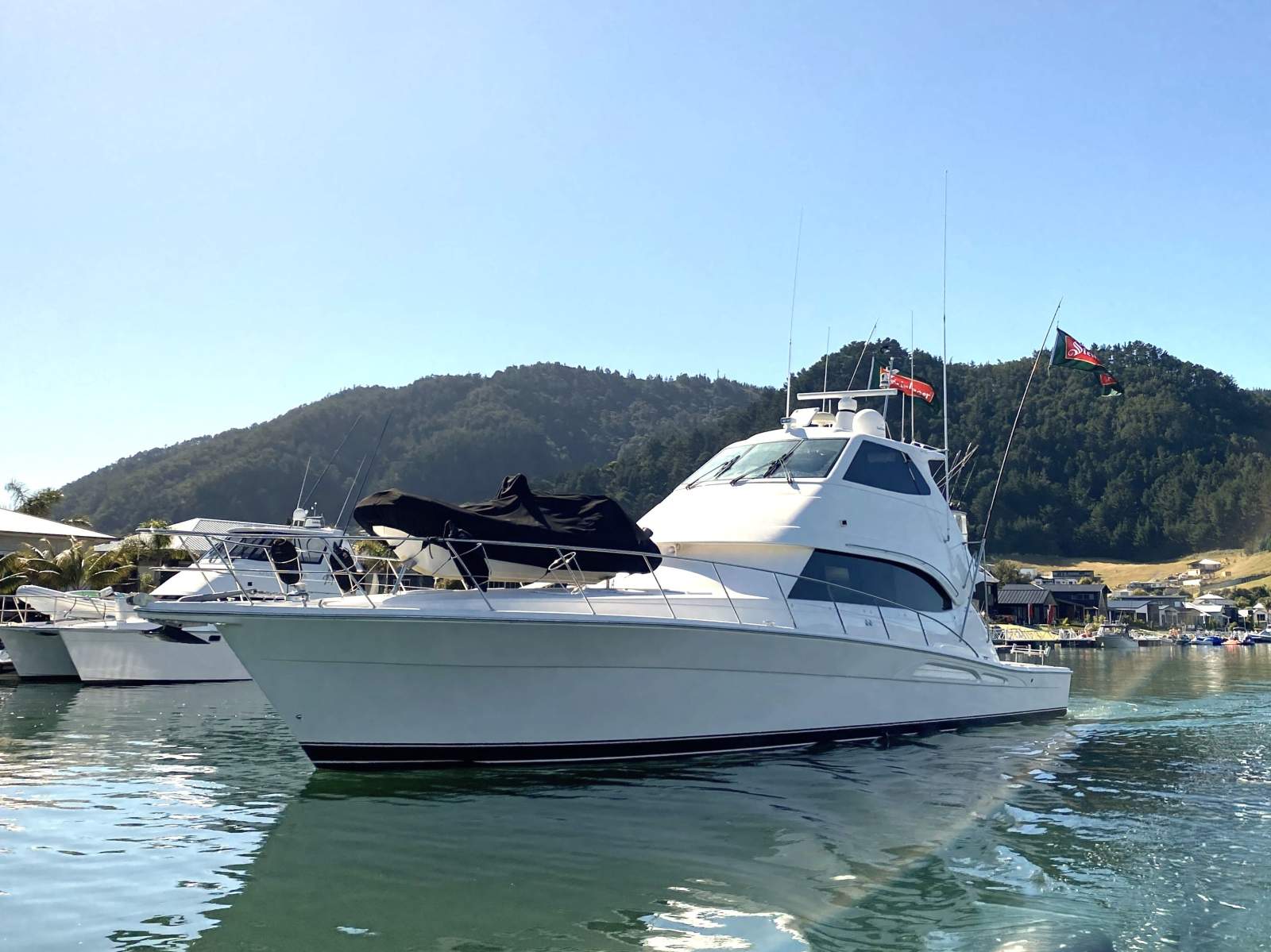 Riviera 58 Enclosed Flybridge