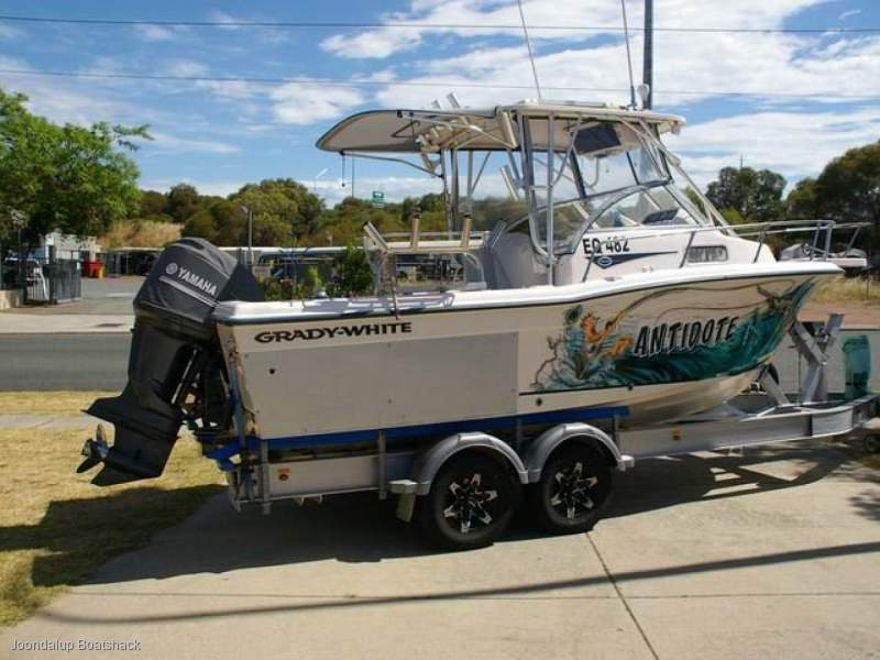 Grady-White Adventure 208 225 hp and 2022 trailer