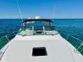 Sea Ray 33 Express Cruiser