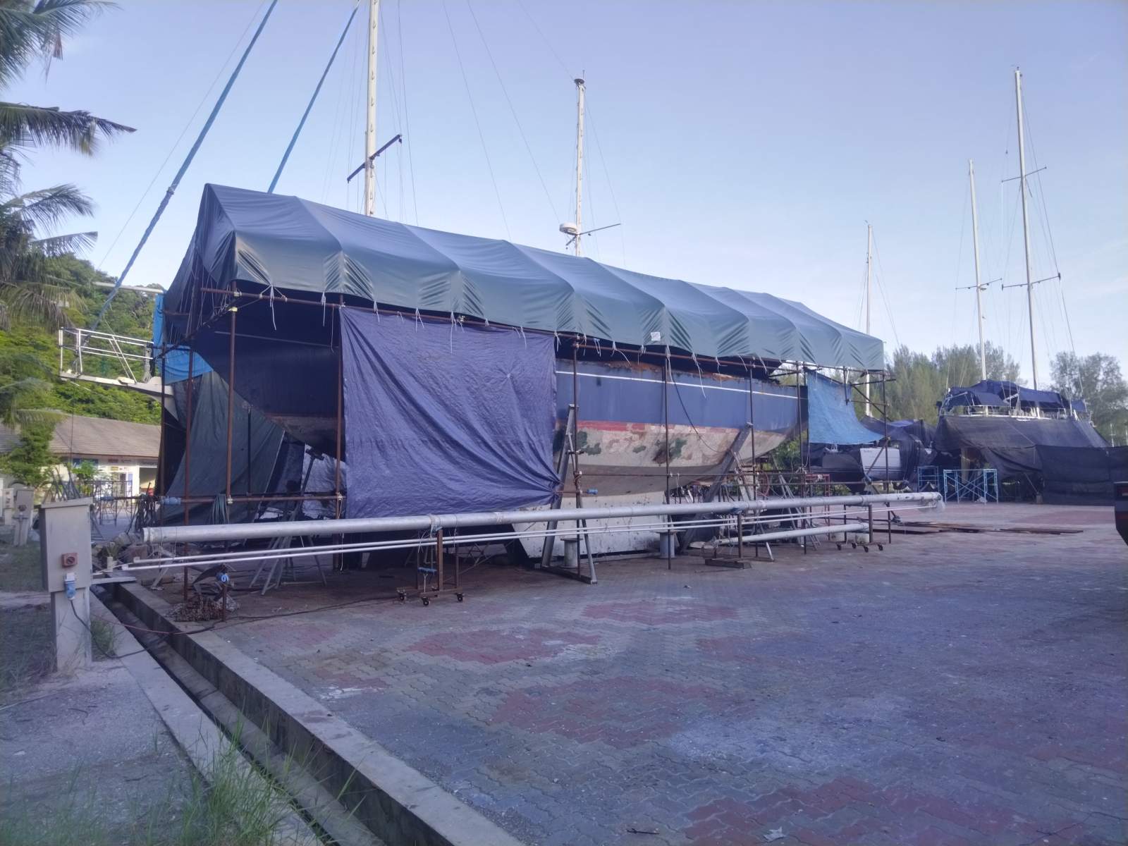 Bruce Roberts Offshore 44 Project boat