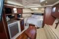 Boston Whaler 345 Conquest Full cabin