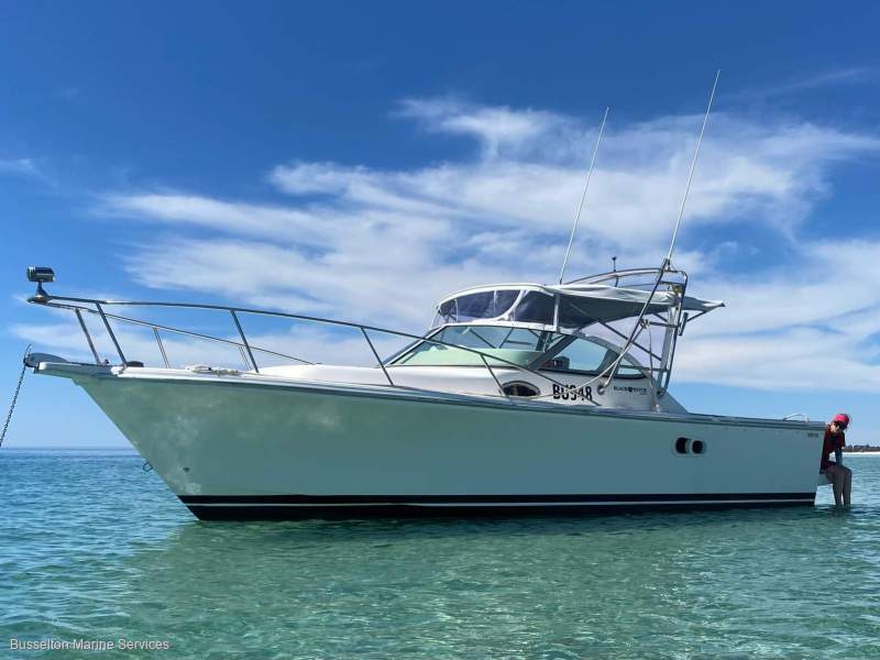 Black Watch 26 Express Diesel Shaft Drive